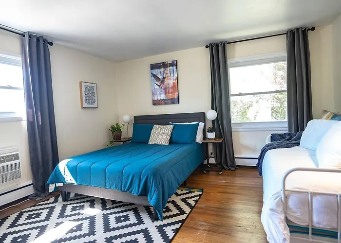Fabulous Mid Century 4Br 3Bath House