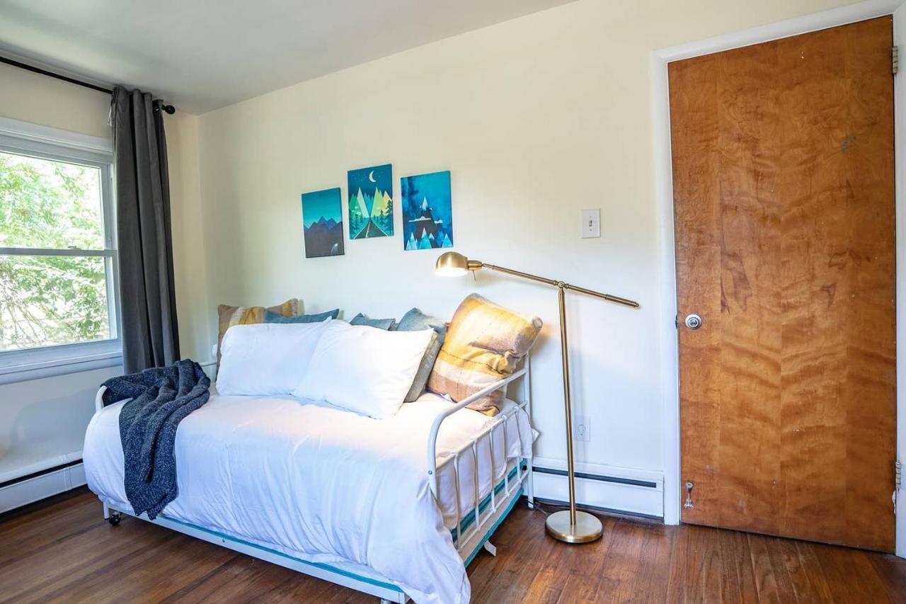 Fabulous Mid Century 4br 3bath House Holiday home