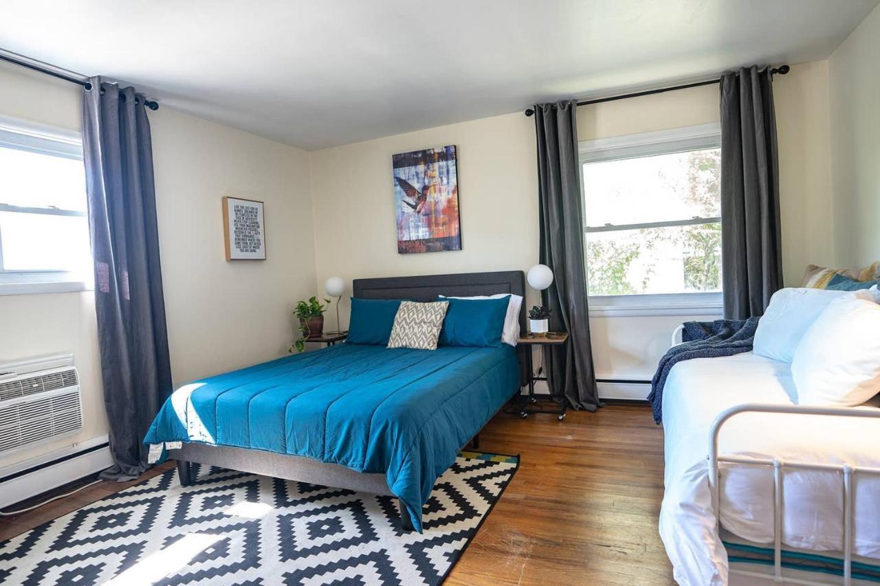 Fabulous Mid Century 4br 3bath House Holiday home